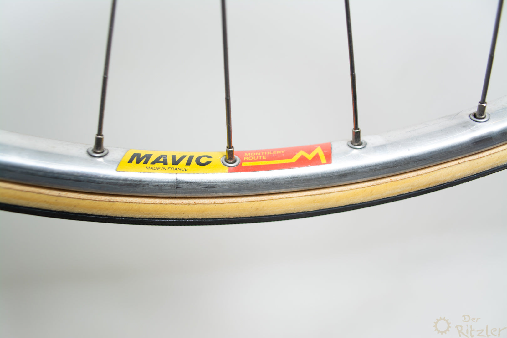 Campagnolo Gran Sport auf Mavic Monthlery Route Laufradsatz